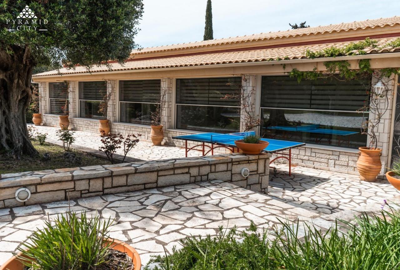 Luxury Aphrodite Villa